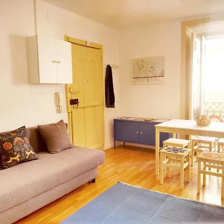 Neighbourly - Avintes House