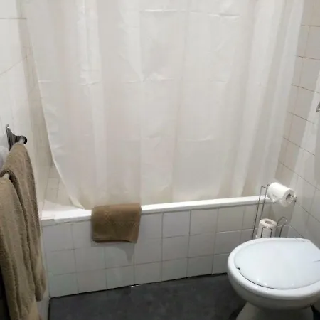 Neighbourly - Avintes House Apartment *